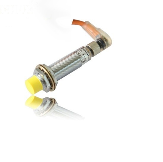 SENSOR WITH BEND CONNECTOR TYPE IM12-C
